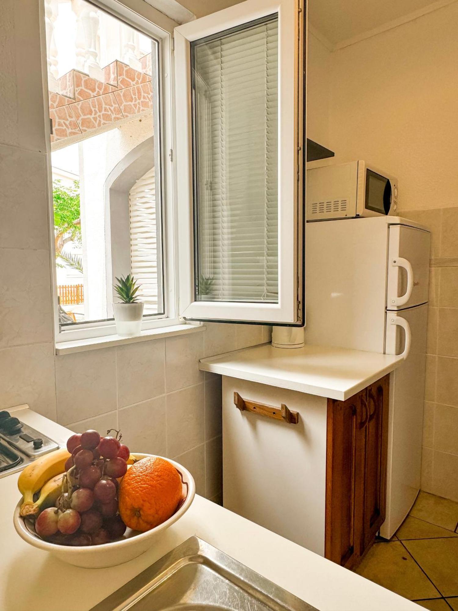 Apartmani Cvangic Vir Exterior foto